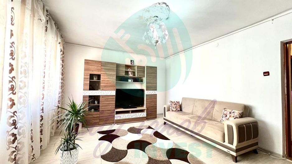 APARTAMENT 3 CAMERE SPATIOS-NERVA TRAIAN-BLOC REABILITAT - Poză 2