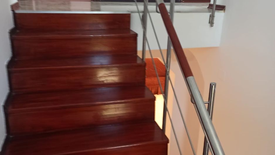 Casa 5 camere, 250 mp teren liber, adiacent șoseaua Leordeni - Poză 25