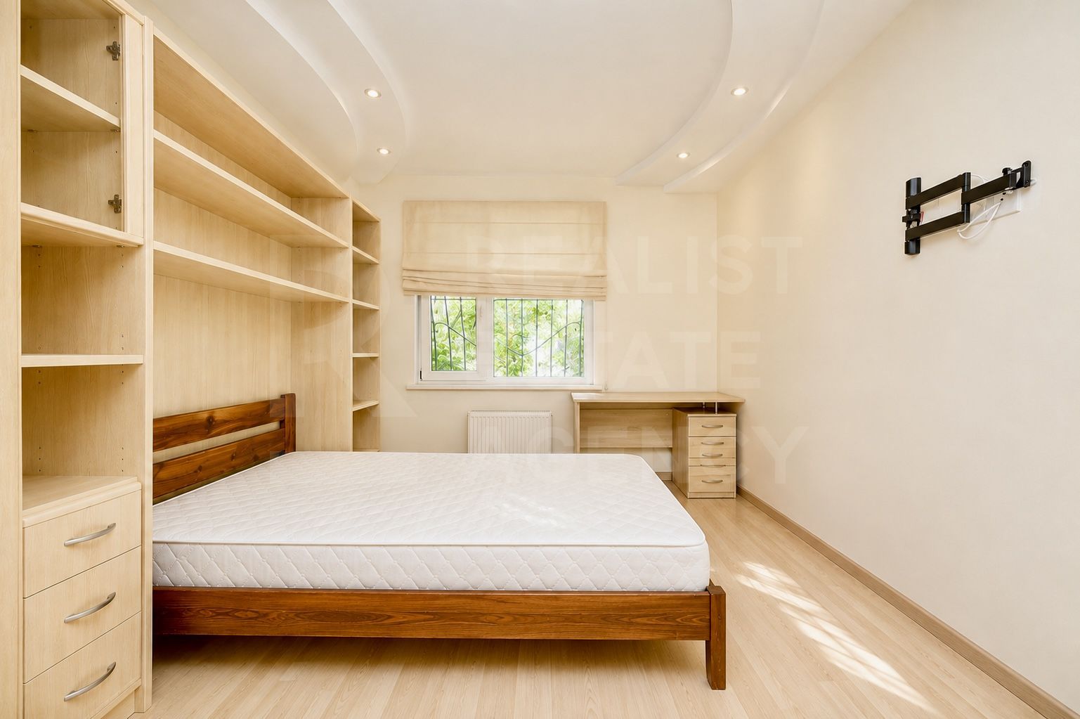 Chirie, apartament, 3 camere + living, str. Pușkin, Centru - Poză 17