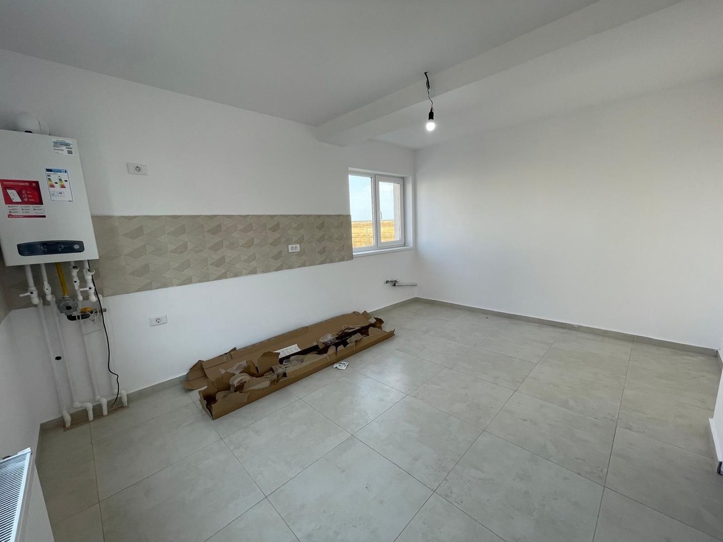 CASA TIP DUPLEX 4 CAMERE , TOATE UTILITATILE, FINALIZATA, COMISION 0% - Poză 13