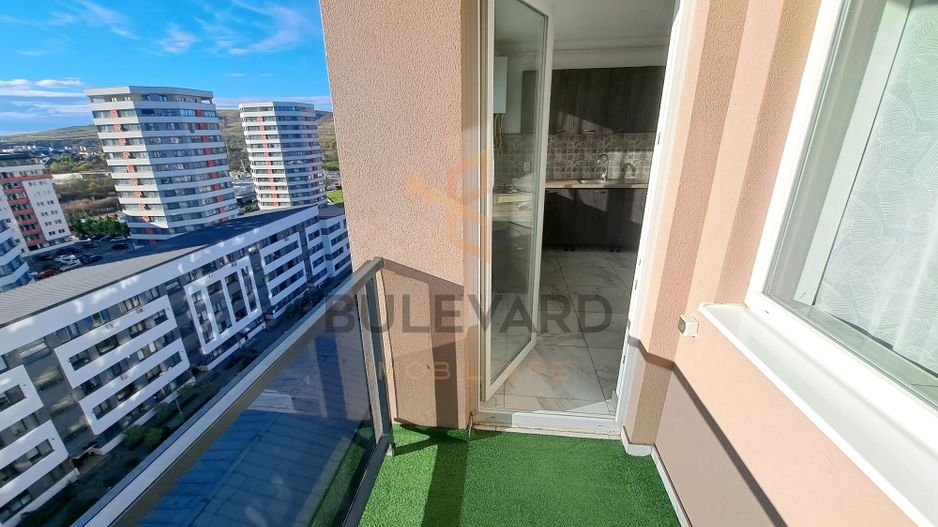 Apartament 3 camere, 2 bai, parcare, zona Metro! - Poză 1