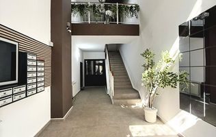 3 camere 92mp, Unirii 78 - Alba Iulia, recent renovat, prima inchiriere, centrala termica, vedere libera spre blvd