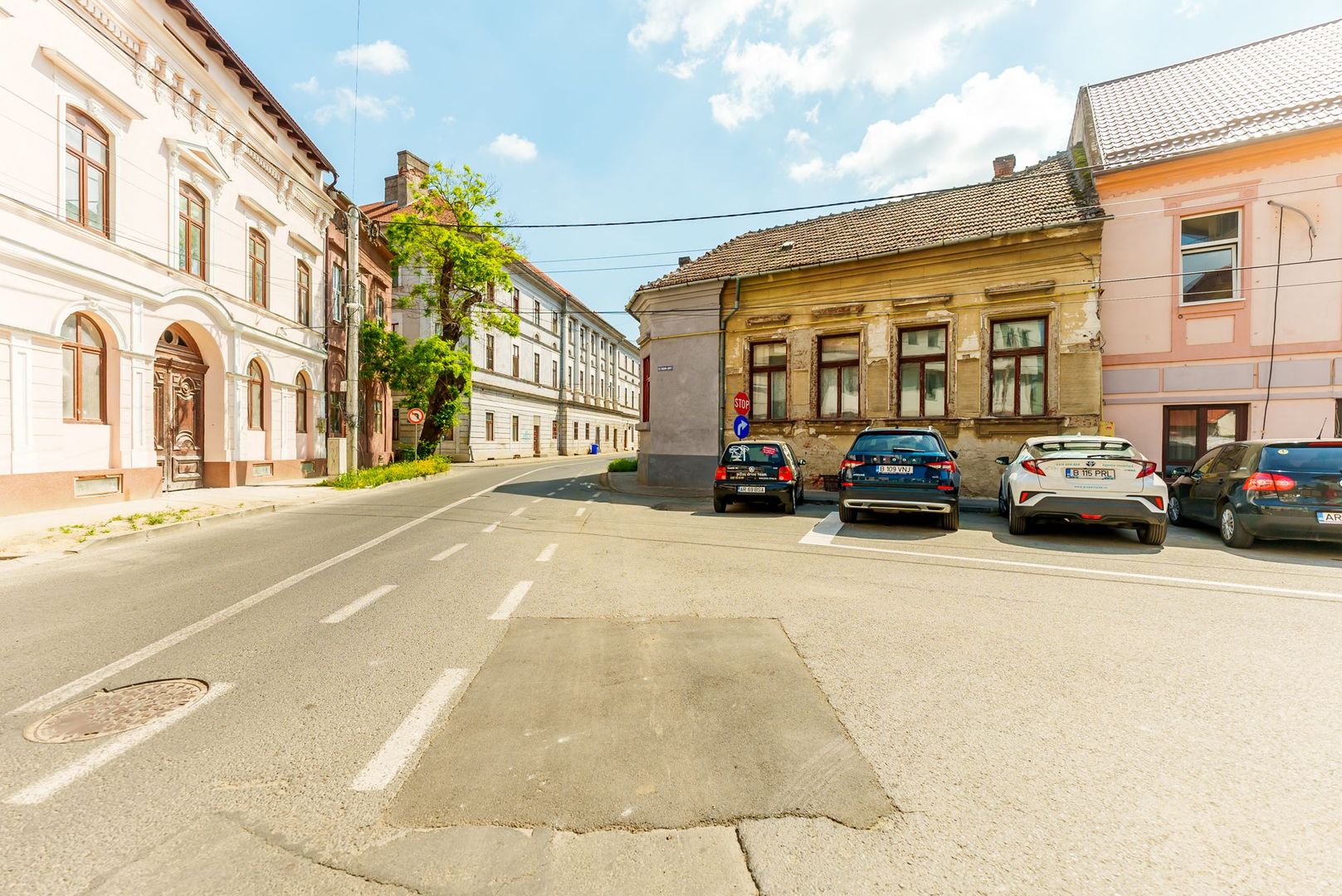 Apartament 3 camere pentru investiții central - Poză 1