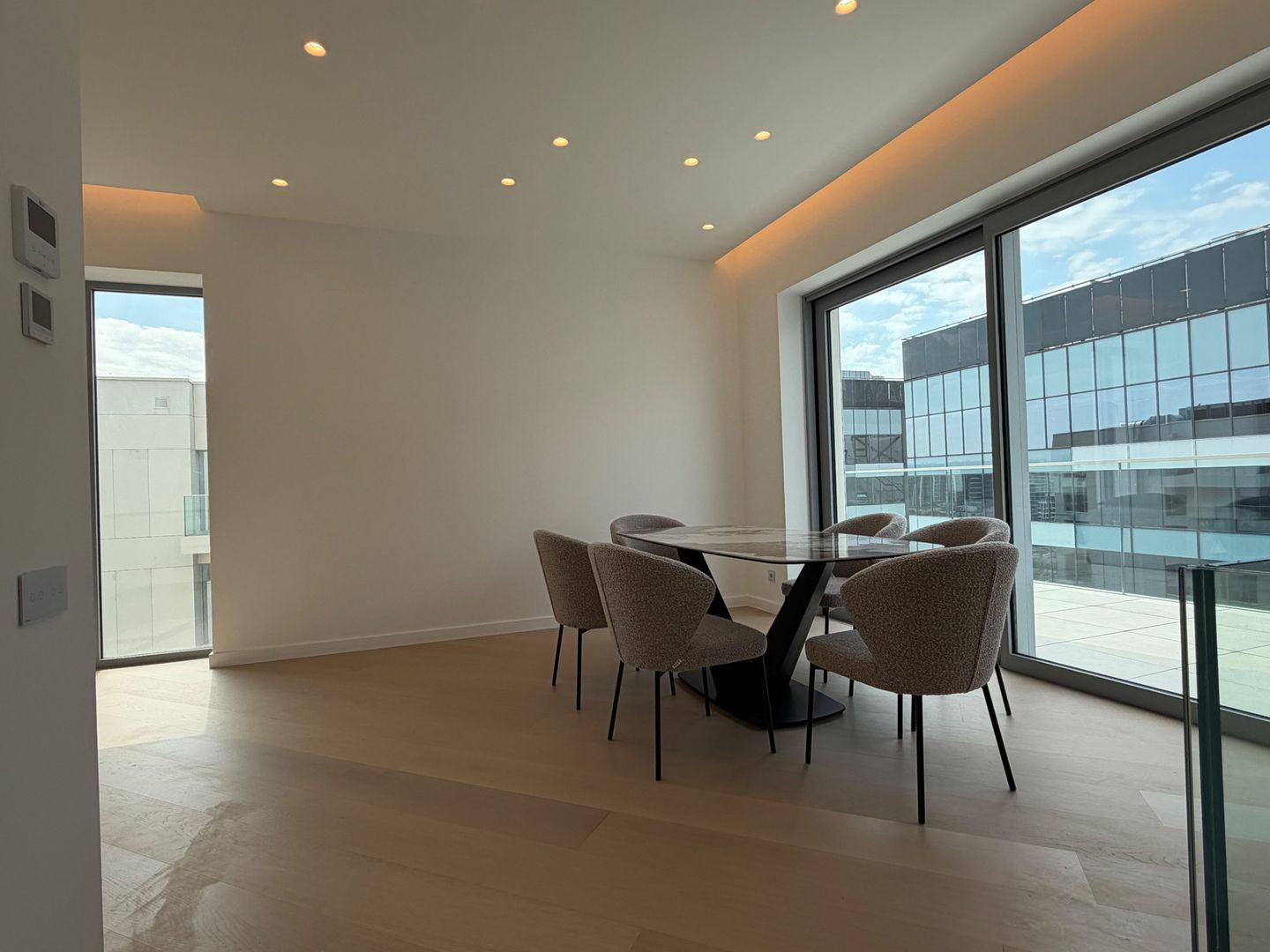 Penthouse Duplex Spectaculos de Închiriat  | Aviatiei Promenada - Poză 3