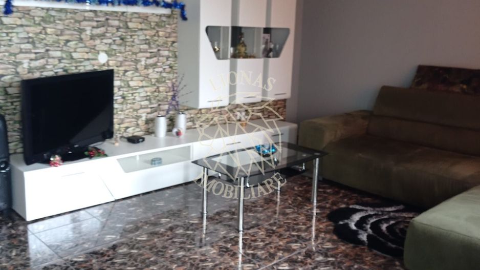 Casa 5 camere 220 mp-teren 2500 mp- terasa/garaj-Dealul Dumitrei - Poză 4