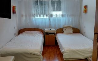 Apartament 4 camere, decomandat, etaj 3/4 - IC Frimu - Poză 14