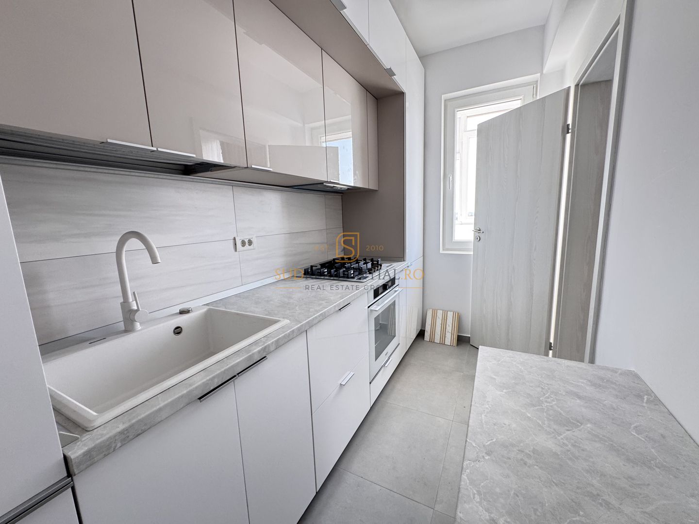 Apartament 2 camere, mobilat si utilat lux, parcare - Confort Urban - Poză 5