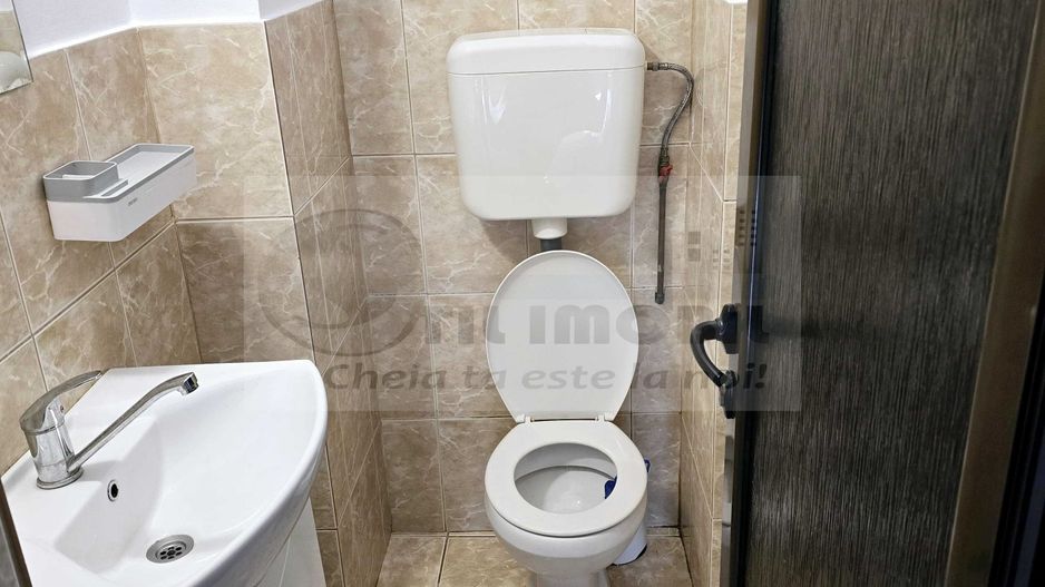 casa de inchiriat in zona Nicolina - Poză 5