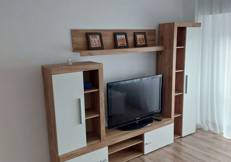 Vanzare Garsoniera 42 mp 3 Minute Mall Vitan Complet Renovata - Poză 4