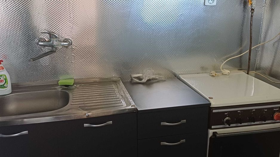 BRASADAS vinde garsoniera etaj 2/4 pe Ostrovului. - Poză 4