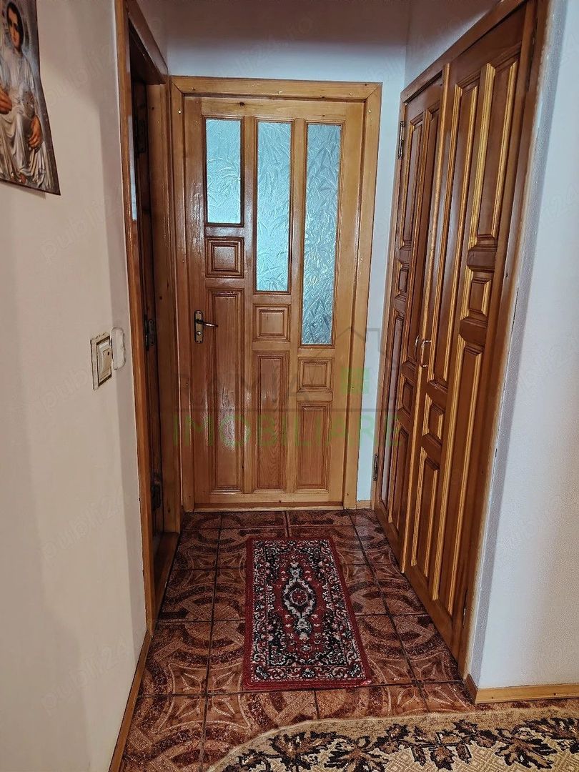 Apartament 3 camere decomandat, etaj 1, 2 balcoane și garaj – Râșnov - Poză 7