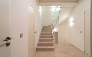 Vila Unica Noua cu 8 camere *300mp* /fotovoltaice si pompa cladura// Dorobanti - Poză 23