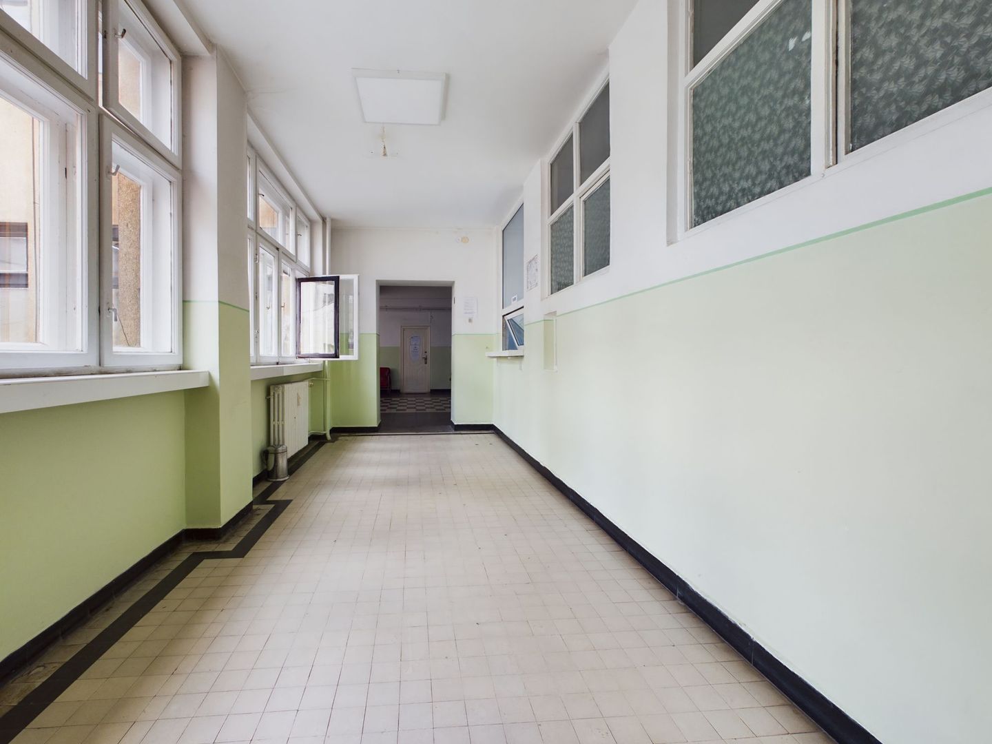 Spațiu Medical Versatil: Cabinet pentru 3 medici - Poză 8