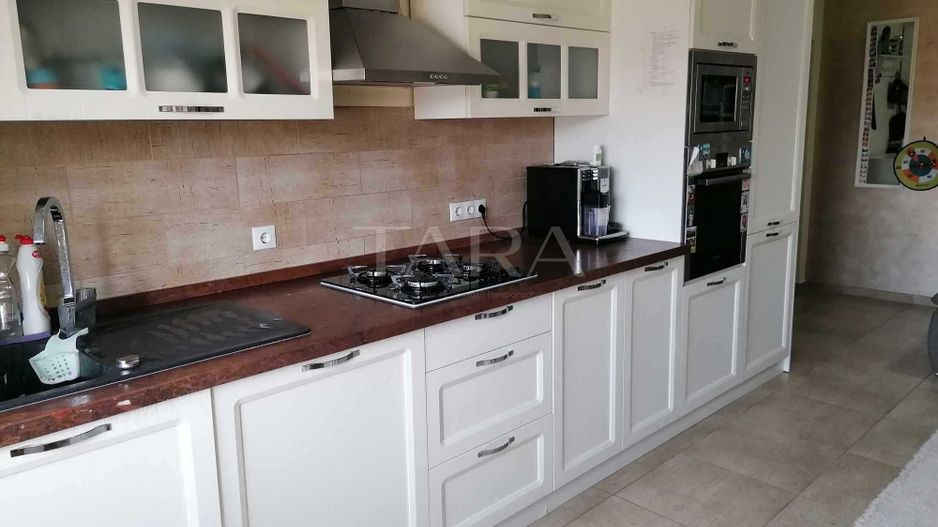 Apartament ultrafinisat 3 camere, Florești – zona Florilor. - Poză 1