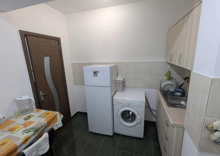 GARSONIERA APARATORII PATRIEI, PET-FRIENDLY, CENTRALA PROPRIE, MOBILAT - Poză 3