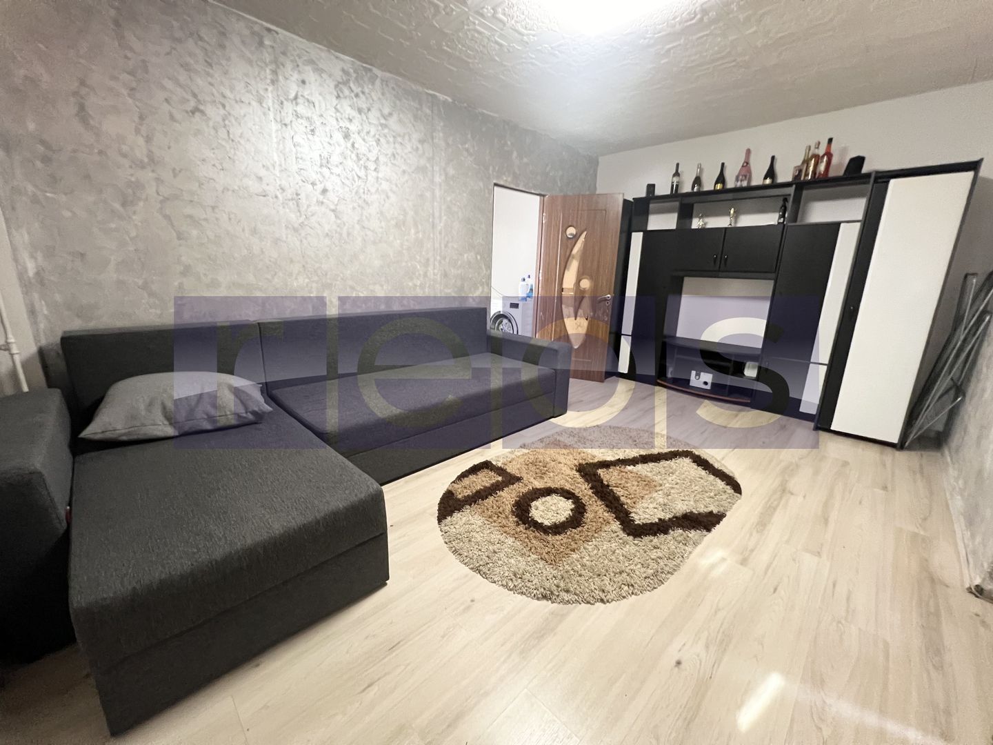 VANZARE 2 CAMERE | SEMIDECOMANDAT | VEDERE PANORAMICA | ZONA CRANGASI - Poză 1