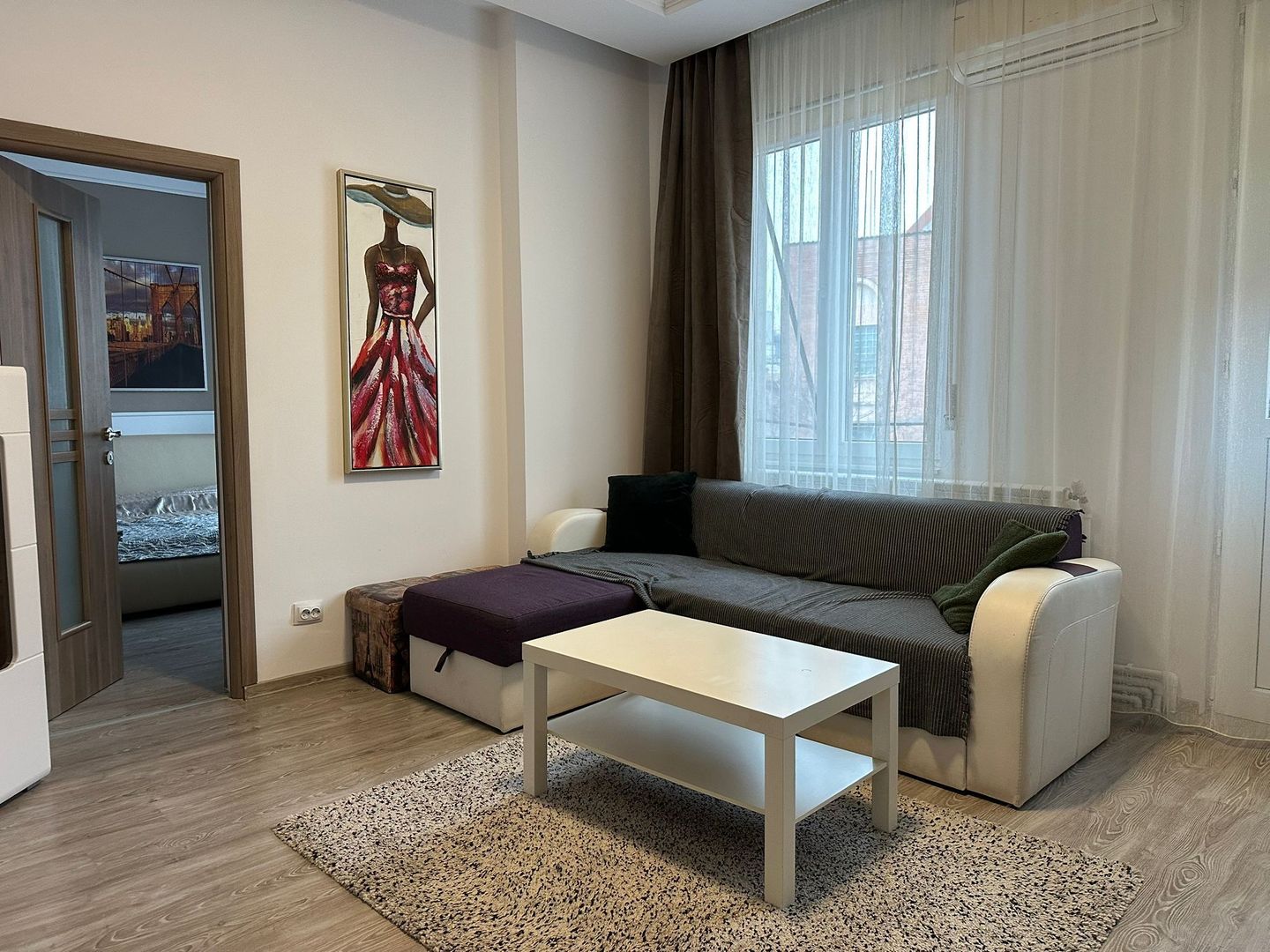Apartament superb cu doua camere, Romana-Dorobanti - Poză 1
