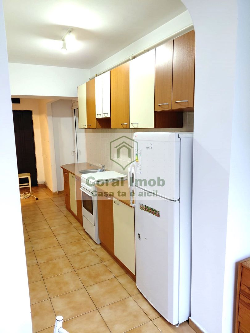 Inchiriere apartament cu 2 camere Pajura, Jiului - Poză 6