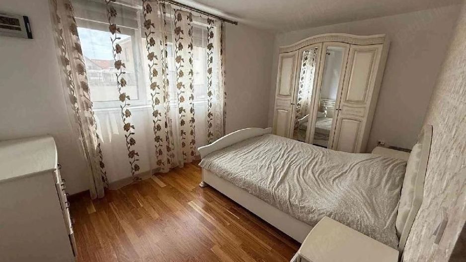 Apartament spatios l 3 camere l 2 bai l terasa l parcare l A. Muresanu - Poză 3