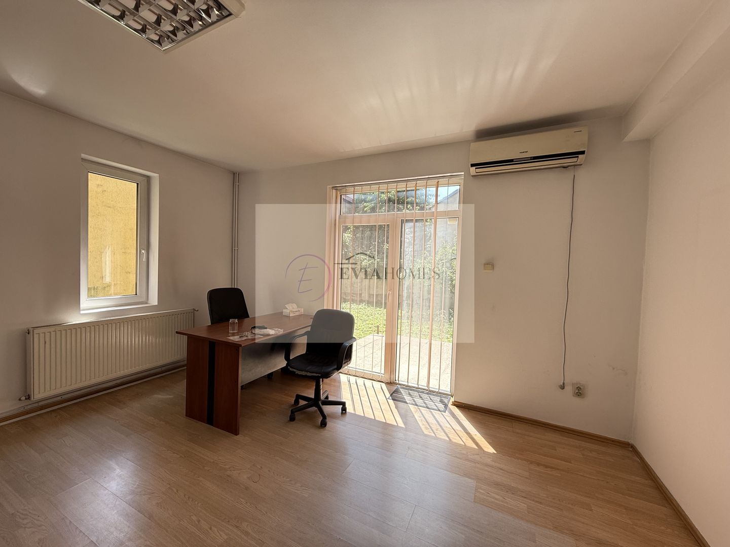 Casa individuala spatioasa, curte si parcare/zona Semicentrala - Poză 9