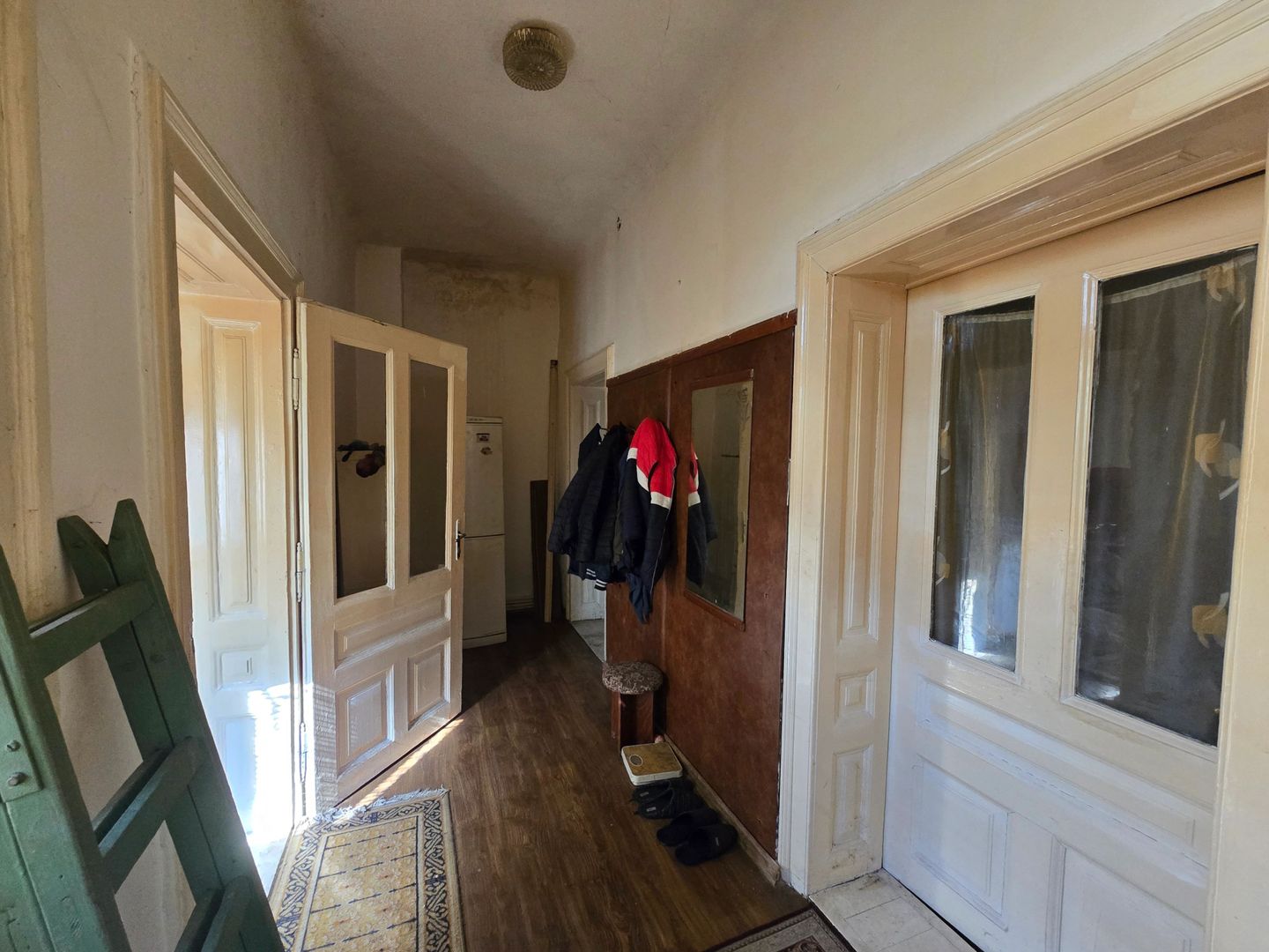 Apartament 4 camere, Zona Cetatii, Curte Comuna, Pivnita mare - Poză 9