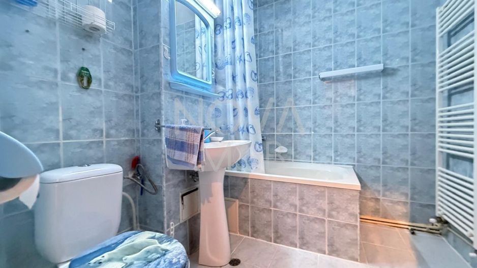 Apartament 3 camere, decomandat, etajul 3/4 - Cisnadie - Poză 8