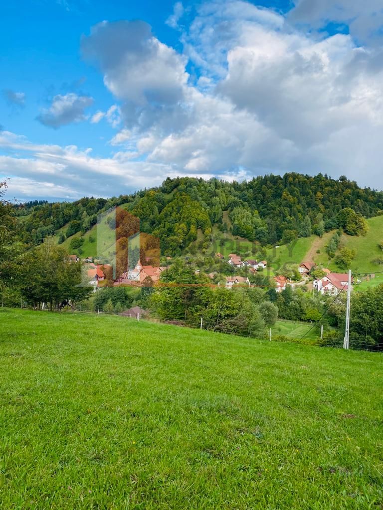 Teren deosebit Simon / Bran - Poză 1
