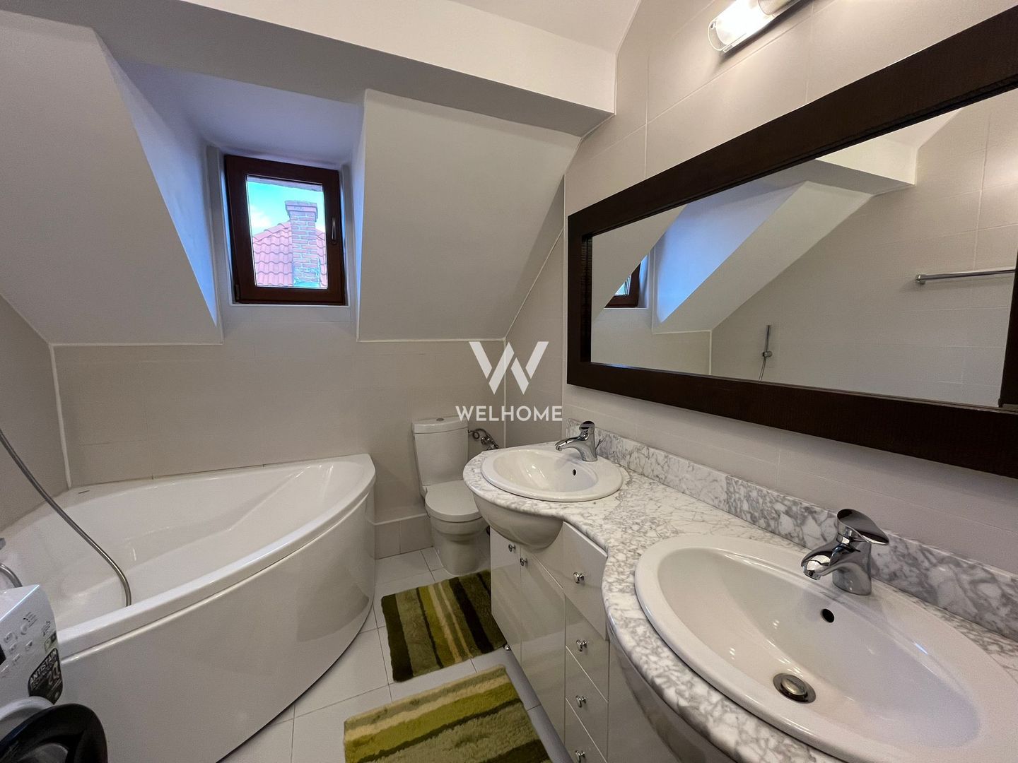 Casa cu terasa generoasa zona centrala - Sibiu - Poză 15