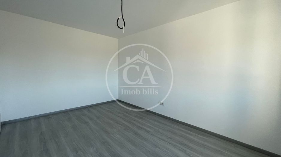 Casă de vânzare tip duplex cu 4 camere în Nojorid, Oradea. - Poză 4