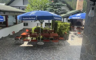 Pensiune superbă de închiriat in Predeal - Poză 24