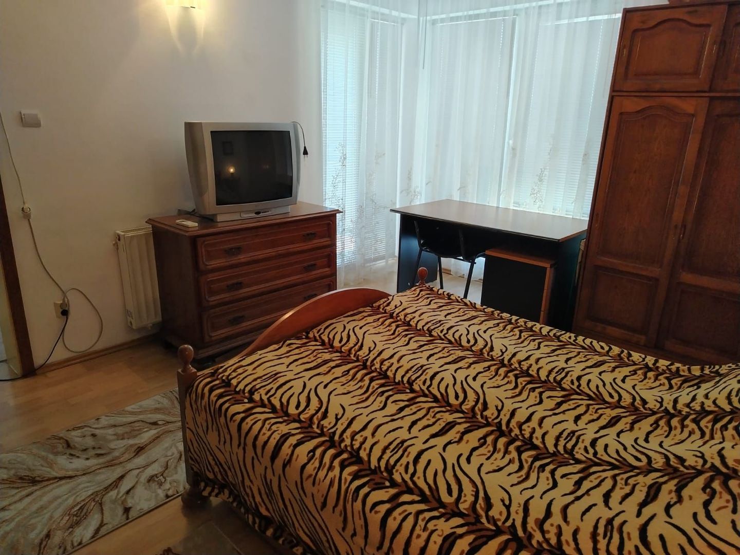 Apartament 3 camere de închiriat în vilă | 2 terase | Loc de parcare - Poză 4