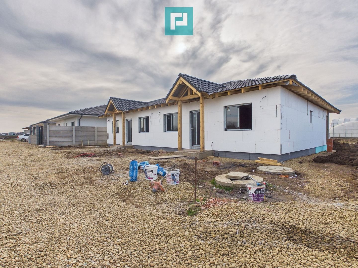 Duplex 3 Dormitoare - Nojorid – La Alb sau Finisat - Poză 2