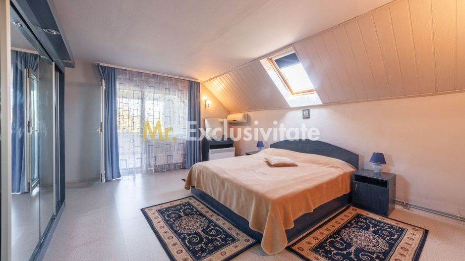 Casa visurilor cu 4000 mp livada roditoare si gradina Darmanesti-Arges - Poză 8