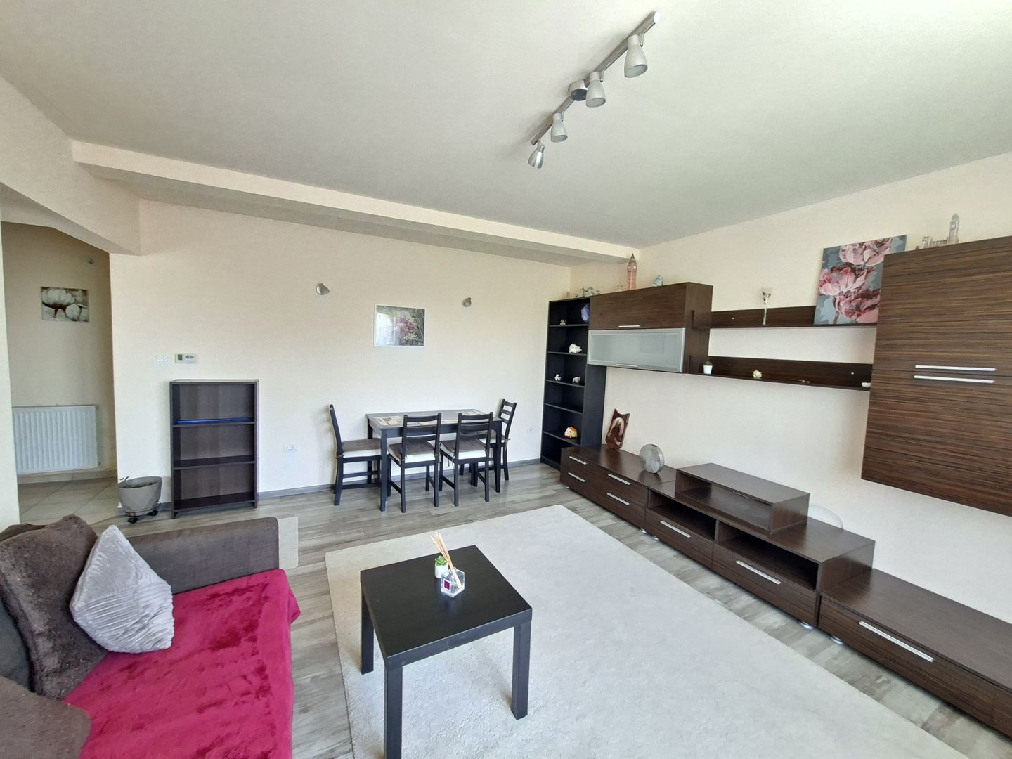 Apartament 3 camere la 10 minute de Timișoara - Poză 2