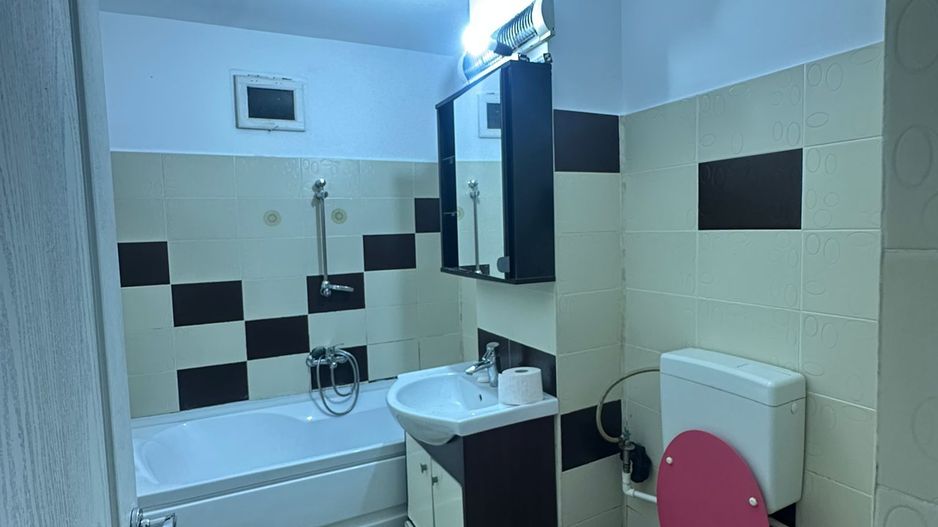 Apartament 2 camere- 1 Mai, Pelendava - Poză 4