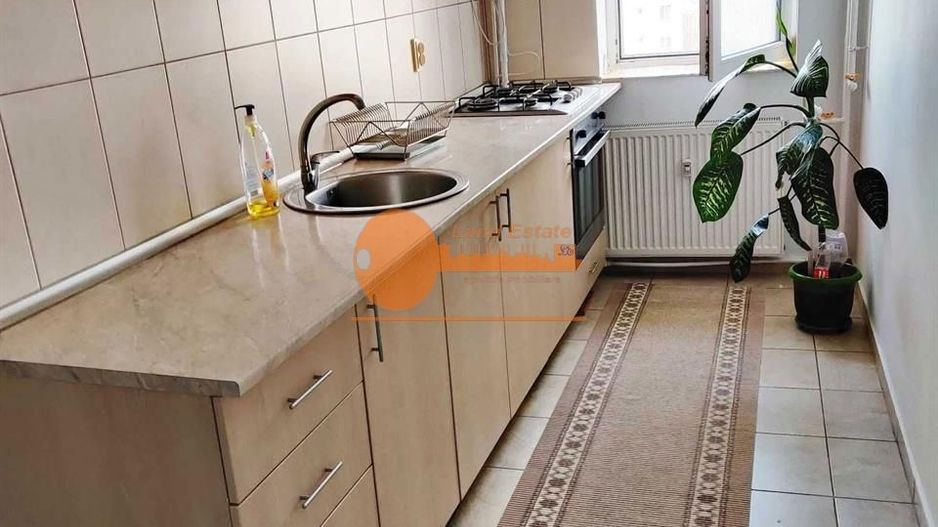 Garsoniera la 3 minute de Metrou Crangasi (Bloc Reabilitat) - Poză 1