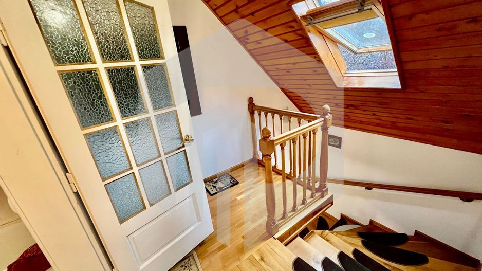 Casa de vanzare  in Talmacel-Teren 4000 mp cu livada+garaj - Poză 5