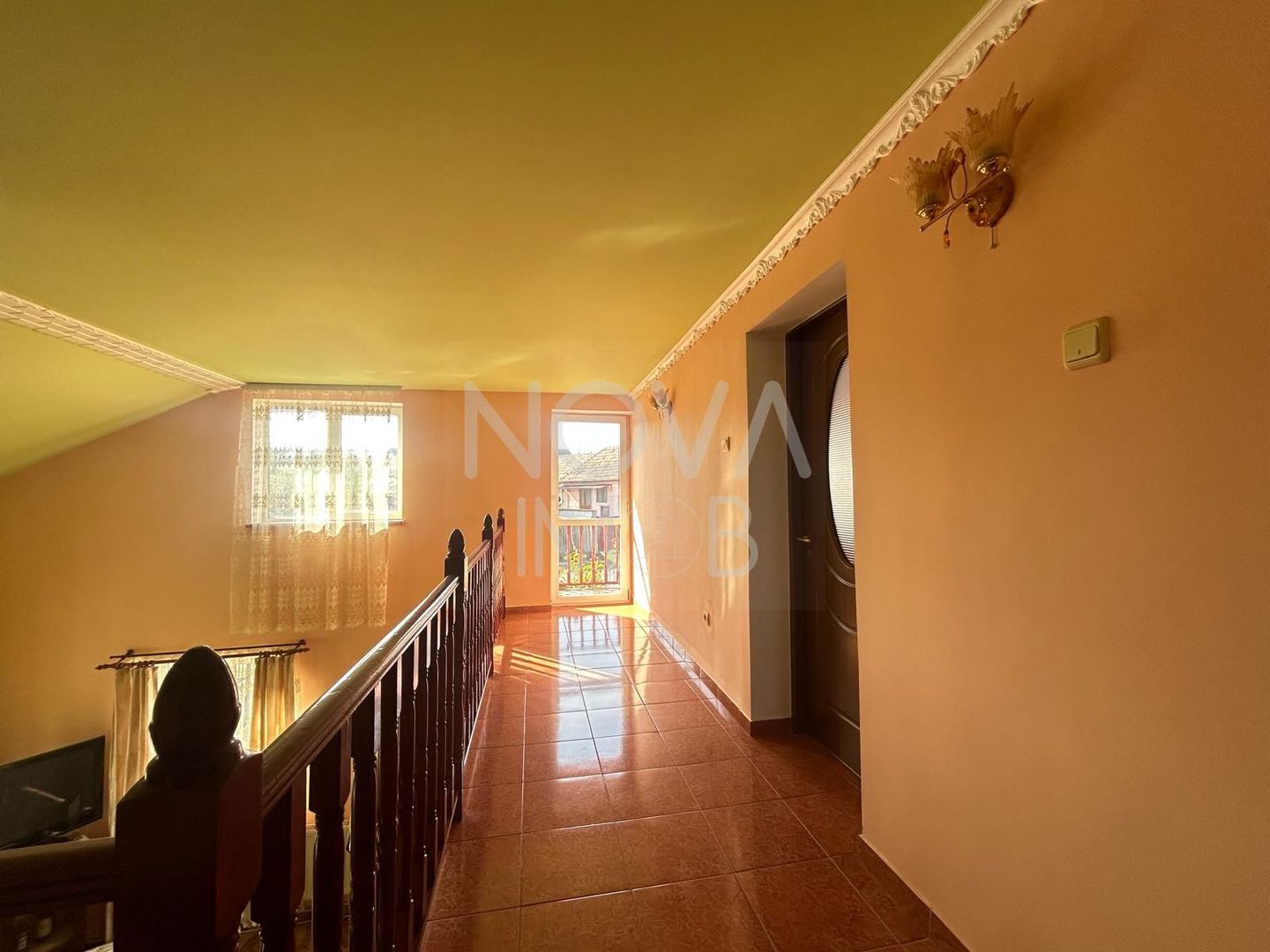 Casa individuala 5 camere, teren 845 mp - Daia - Poză 16
