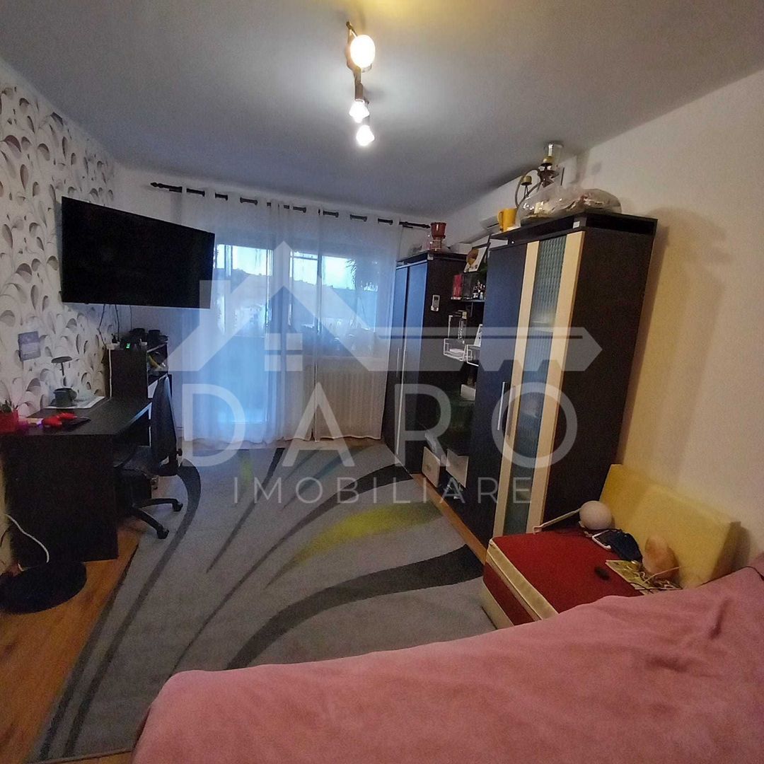 Vand apartame,2 canere - Poză 6