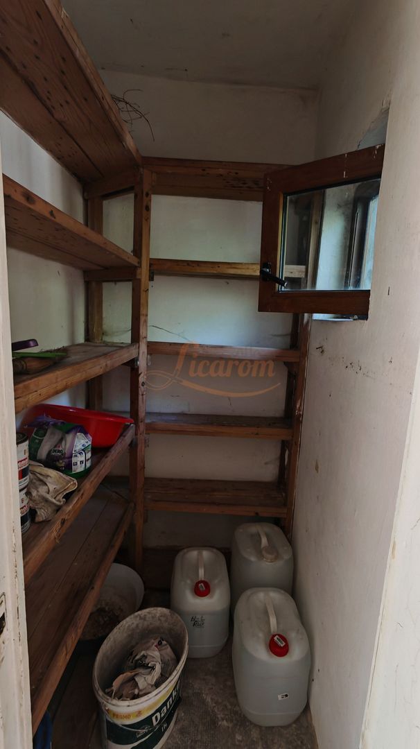 Casa singur in curte zona ZONA ISTORICA langa Seminarul Teologic - Poză 7