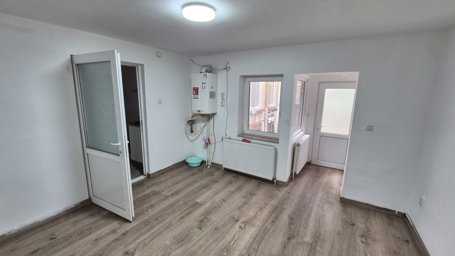 Casa 180 mp - parcul Carol - str. Lamaitei - Poză 5
