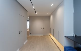 De închiriat apartament, 3 dormitoare + terasă, str. Teatrală 3, Centru. - Poză 24