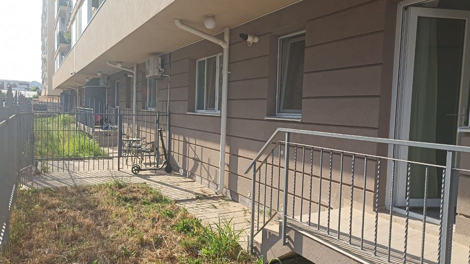 2camdec-53mp,curte-19mp+parcare, la 12min metrou D.Leonida - Poză 1