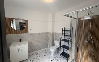 Garsoniera, ultracentral - 400 Euro - Poză 9