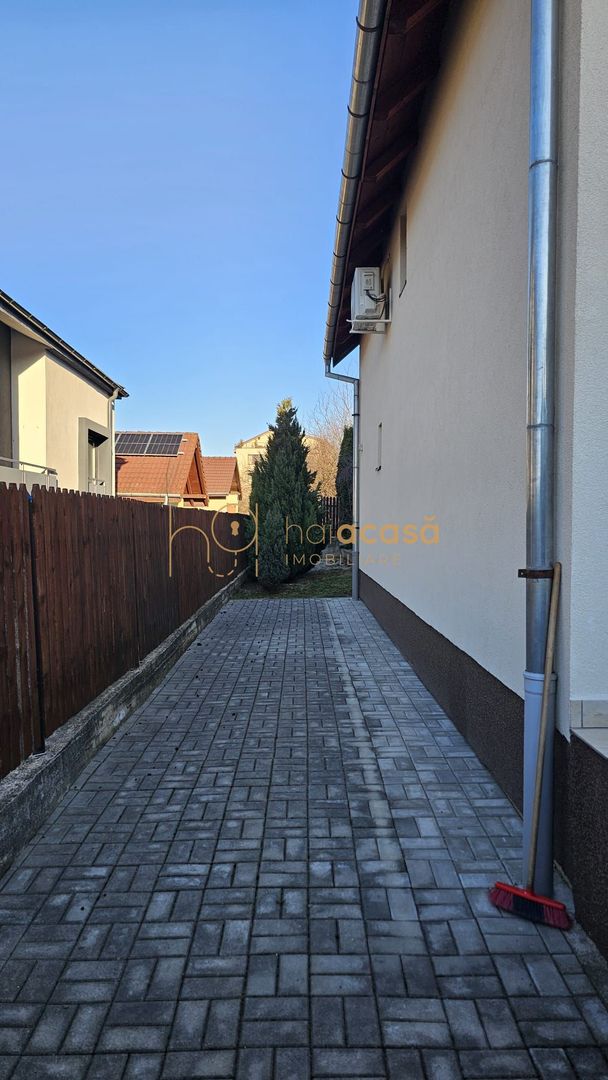 Casă / Vilă cu 8 camere de vânzare în Manastur, Cluj-Napoca - Poză 29