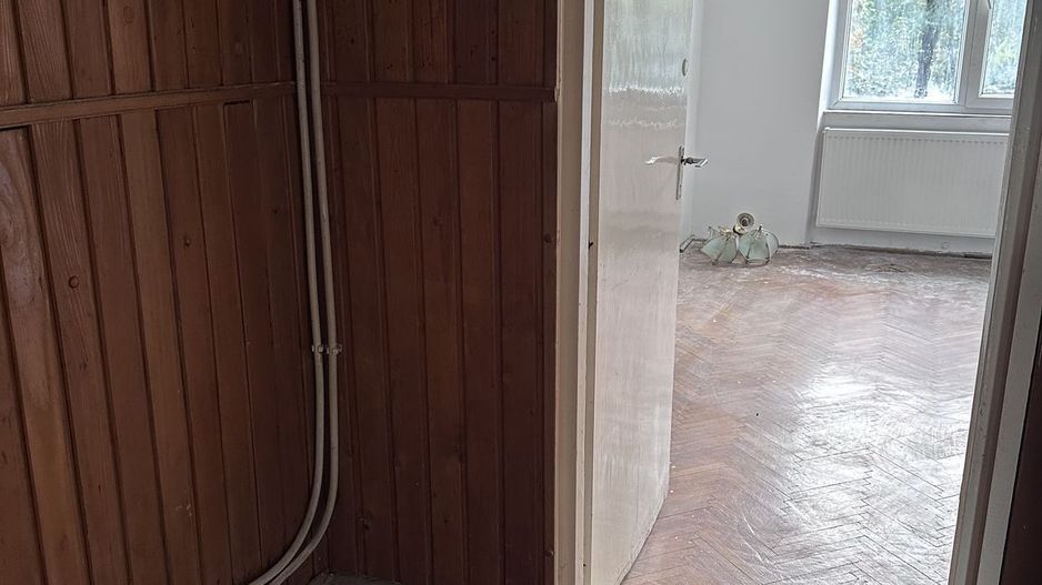BRASADAS vinde ap 2 cam etaj 1/4 CARPATI. - Poză 8