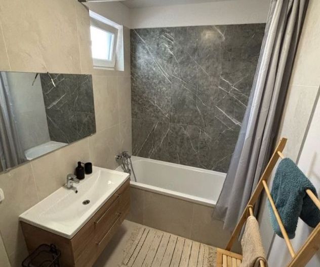 APARTAMENT 2 CAMERE BLOC NOU , PARCARE INCLUSA, ZONA MEHALA - Poză 7