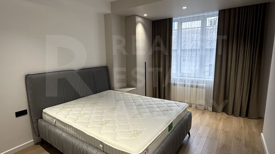 Chirie apartament, 4 camere, str. Mitropolit Varlaam, Centru - Poză 7
