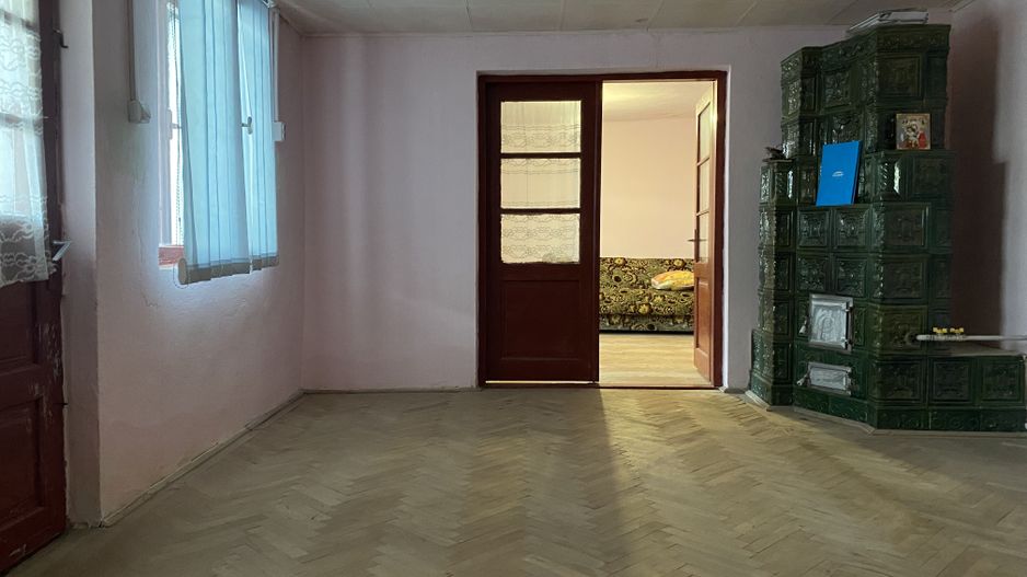 Vanzare casă cu teren generos în Săcueni, la 15 minute de Târgoviște - Poză 27