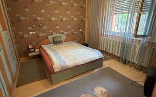 Casa individuala cu teren generos - Poză 2